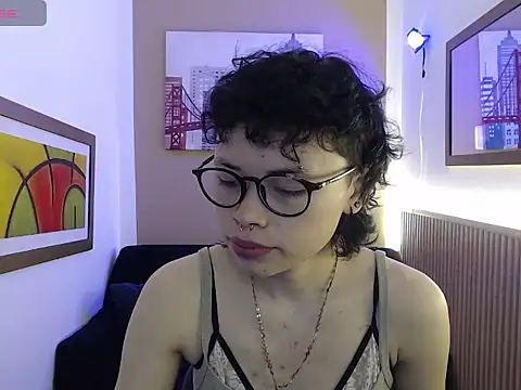 Snapshot of samantta_ink chatting on 02/25/26, 01:44 samantta ink online show from 02/25/26, 01:44