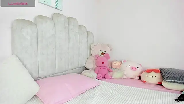 paula cosioo online show from 04/17/26, 03:04