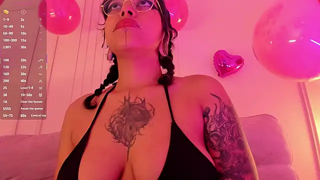 Snapshot of Amyy_Carter chatting on 05/13/26, 12:01 Amyy Carter online show from 05/13/26, 12:01