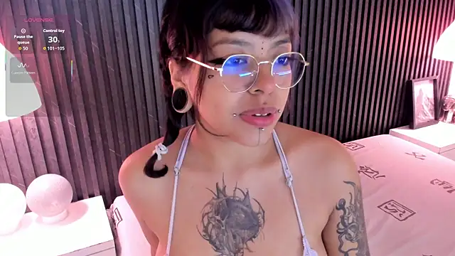 Snapshot of Amyy_Carter chatting on 02/21/26, 12:07 Amyy Carter online show from 02/21/26, 12:07