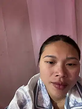 Emxinhka1 online show from 04/10/26, 12:01