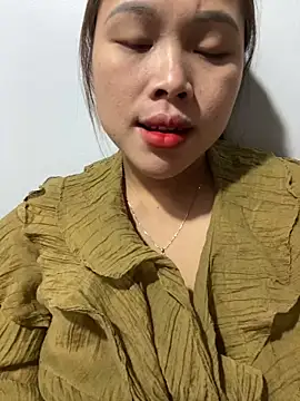 Emxinhka1 online show from 04/05/26, 03:30