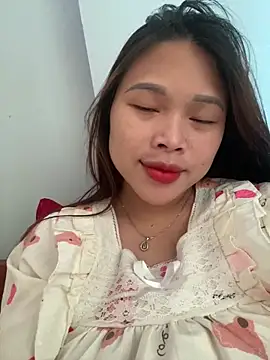 Emxinhka1 online show from 04/23/26, 04:41