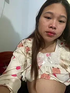 Emxinhka1 online show from 04/24/26, 12:45
