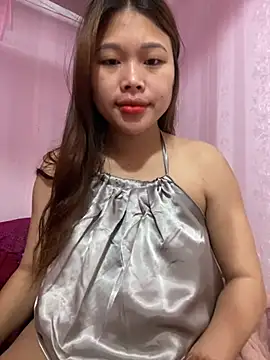 Emxinhka1 online show from 03/16/26, 09:06