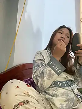 Emxinhka1 online show from 04/09/26, 11:55