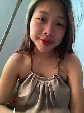 Emxinhka1 online show from 04/04/26, 02:29