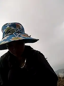 Snapshot of Neoone_1 chatting on 03/30/26, 12:56 Neoone 1 online show from 03/30/26, 12:56