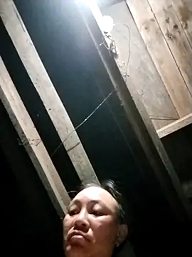 Snapshot of Neoone_1 chatting on 04/04/26, 10:38 Neoone 1 online show from 04/04/26, 10:38