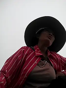 Snapshot of Neoone_1 chatting on 03/21/26, 08:19 Neoone 1 online show from 03/21/26, 08:19