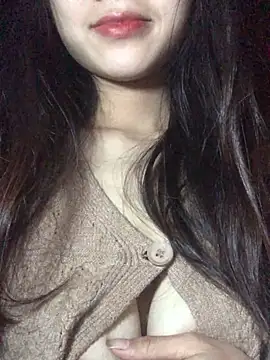 Snapshot of uyensexy chatting on 02/07/26, 06:21 uyensexy online show from 02/07/26, 06:21