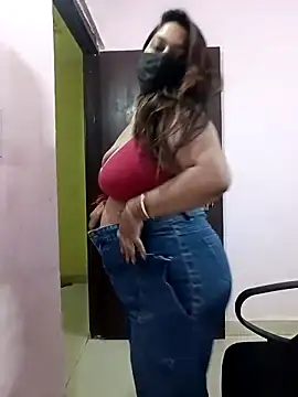 Aliya Hott online show from 04/07/26, 05:31