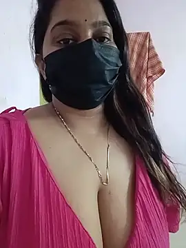 Snapshot of Aliya_Hott chatting on 06/01/26, 06:46 Aliya Hott online show from 06/01/26, 06:46