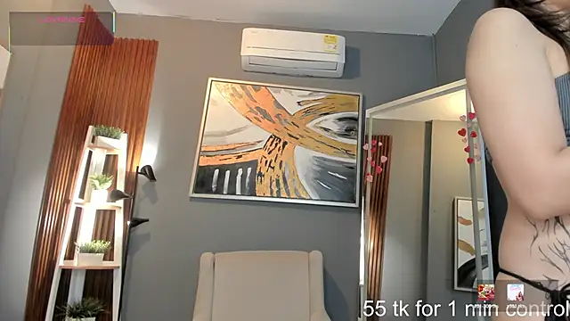 nina swaan online show from 02/19/26, 12:02