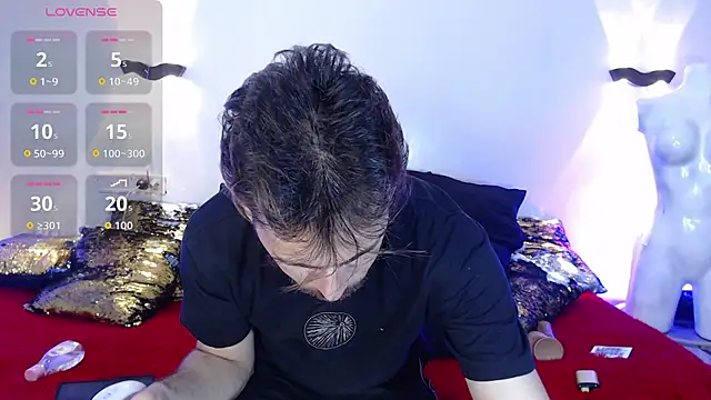 Snapshot of dany_ray chatting on 02/11/26, 11:43 dany ray online show from 02/11/26, 11:43