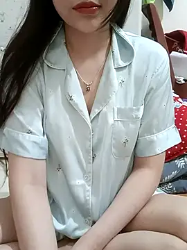 Snapshot of Moe-moex chatting on 02/07/26, 11:51 Moe-moex online show from 02/07/26, 11:51