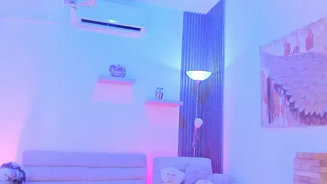 TAHIELA  online show from 02/10/26, 11:09