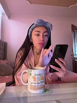Bonny Eva online show from 05/26/26, 01:42
