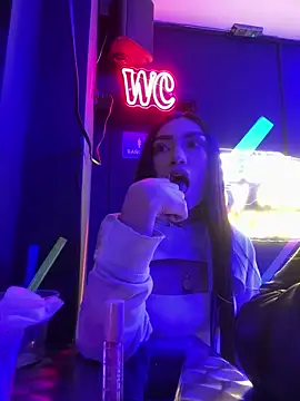Bonny Eva online show from 05/17/26, 03:28