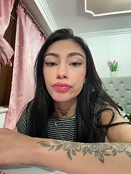 Bonny Eva online show from 04/12/26, 01:42