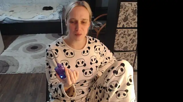 Your guilty pleasure1 online show from 02/23/26, 05:24