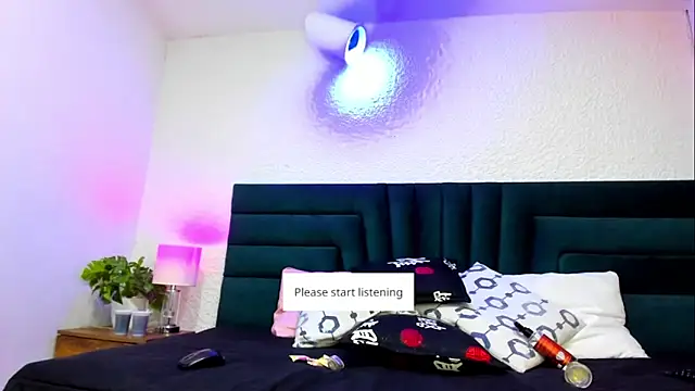 Dahliablack online show from 04/05/26, 12:23