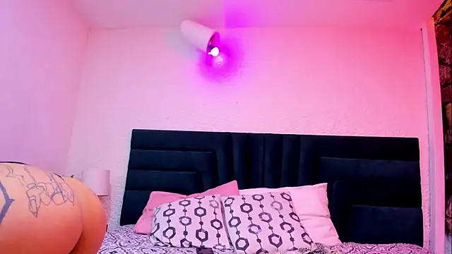 Dahliablack online show from 03/14/26, 04:13