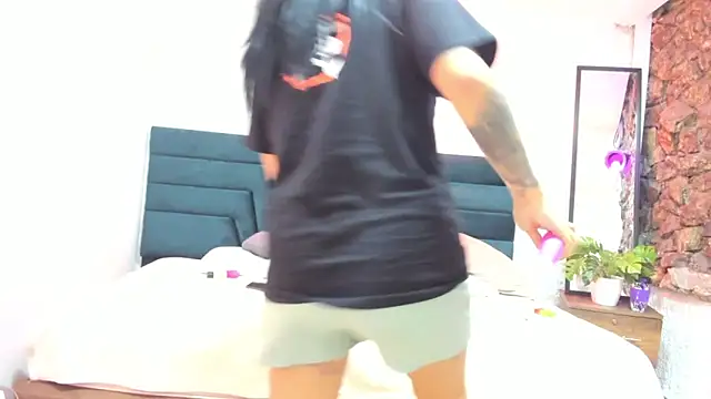 Snapshot of Dahliablack chatting on 01/31/26, 07:12 Dahliablack online show from 01/31/26, 07:12