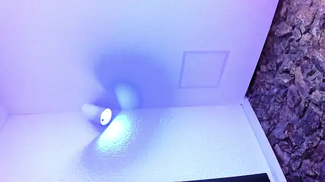 Dahliablack online show from 05/28/26, 12:55