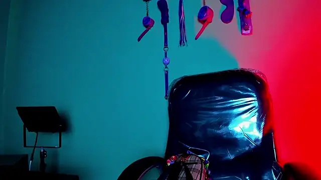 Snapshot of hazz_smith_ chatting on 02/26/26, 05:46 hazz smith online show from 02/26/26, 05:46