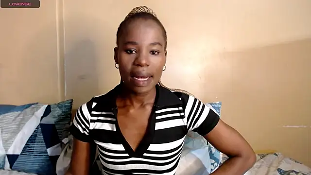 Snapshot of AppleAsss chatting on 06/12/26, 05:54 AppleAsss online show from 06/12/26, 05:54