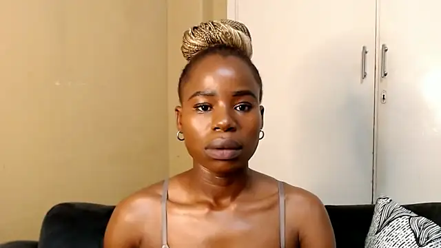 AppleAsss online show from 05/01/26, 07:41