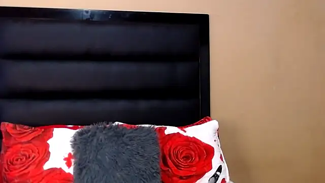 AppleAsss online show from 03/11/26, 06:07