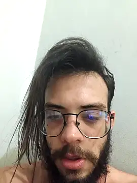 Snapshot of jonyboypriv chatting on 02/28/26, 02:33 jonyboypriv online show from 02/28/26, 02:33