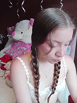 MimiSoftie online show from 04/07/26, 08:21