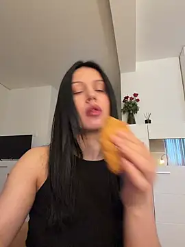 Snapshot of lorry6 chatting on 02/19/26, 07:38 lorry6 online show from 02/19/26, 07:38