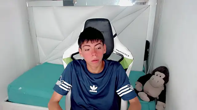 Liarr  online show from 02/26/26, 08:20