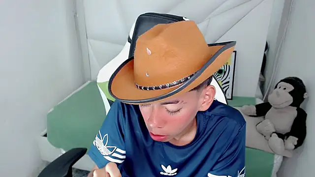 Liarr  online show from 02/04/26, 08:48