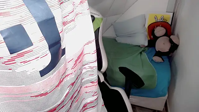 Liarr  online show from 02/15/26, 08:08