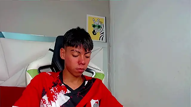 Liarr  online show from 04/11/26, 08:23