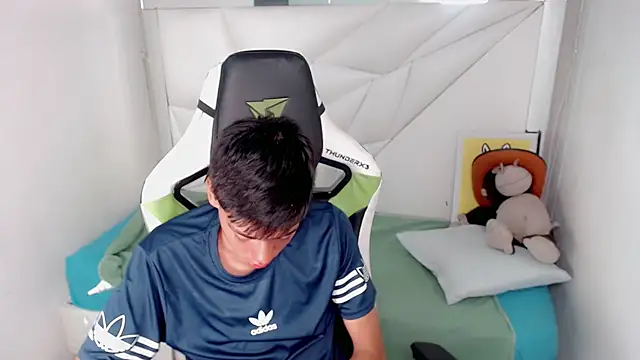 Liarr  online show from 02/14/26, 08:09