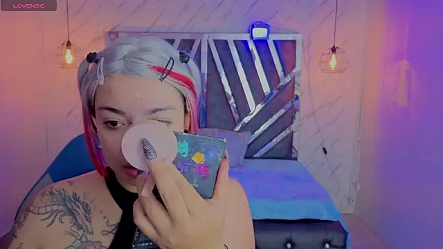  Vermell  online show from 03/20/26, 07:04