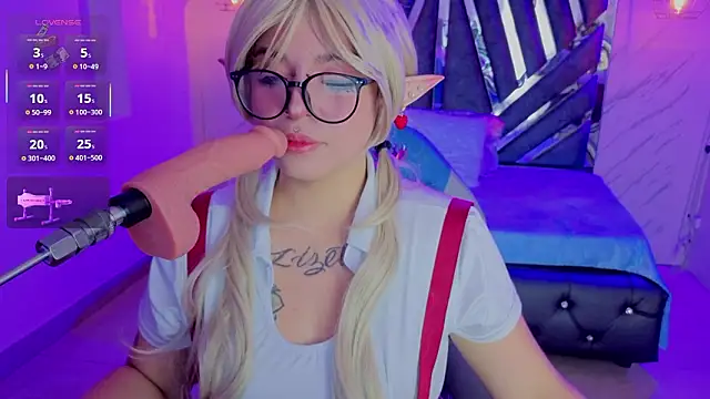  Vermell  online show from 03/13/26, 07:41