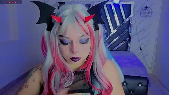  Vermell  online show from 03/29/26, 08:32