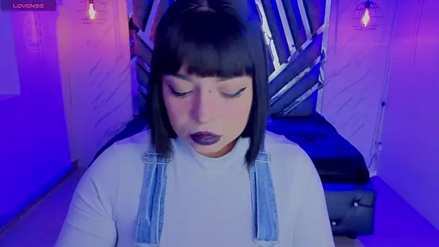  Vermell  online show from 02/05/26, 07:43