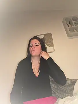 kiaraaaa75 online show from 03/31/26, 07:16