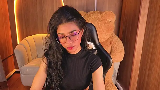 Alina b  online show from 02/14/26, 12:49