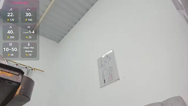 velvetluna  online show from 05/01/26, 11:32