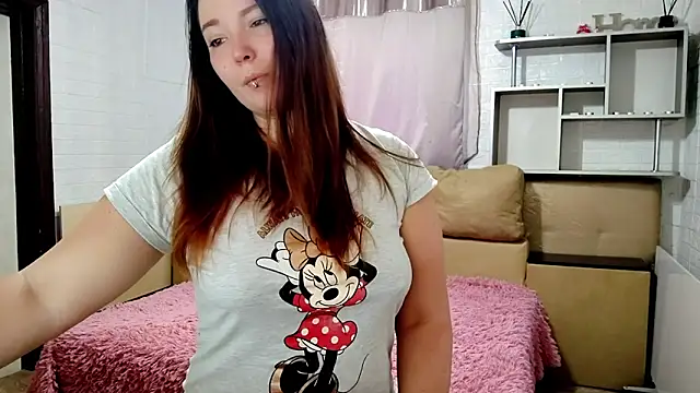 Snapshot of NotYourDoll chatting on 06/02/26, 06:13 NotYourDoll online show from 06/02/26, 06:13