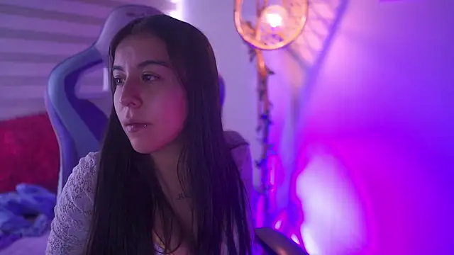 Snapshot of mavi_boo chatting on 02/20/26, 08:00 mavi boo online show from 02/20/26, 08:00